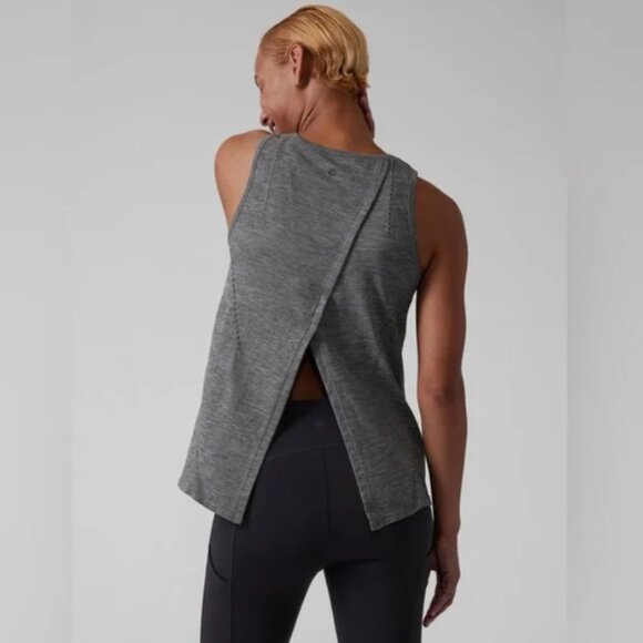 ATHLETA Foothill Gray Seamless Breathable Workout Tank with Optional Tie Back S - Picture 2 of 12